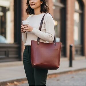 Portland Cognac Medium Leather Tote